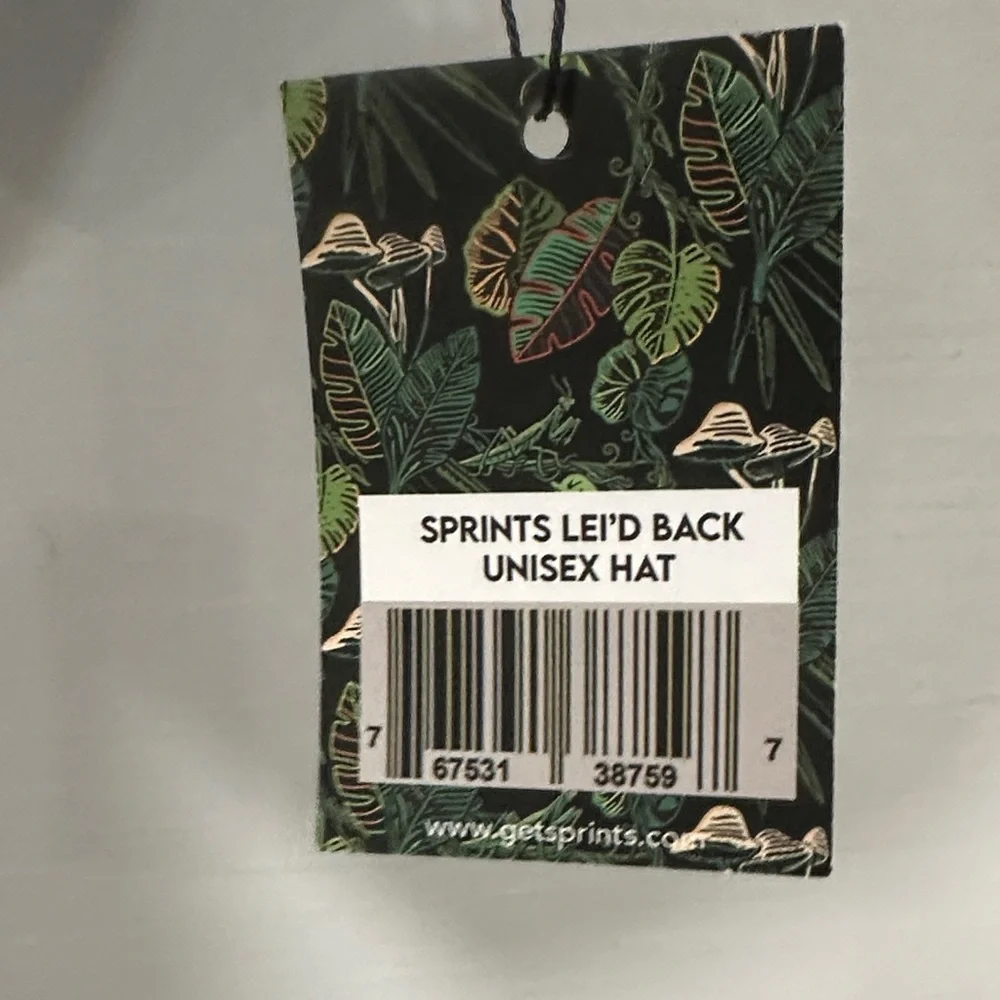 NWT Sprints “Lei’d Back” VP Performance Cap - Picture 7 of 8